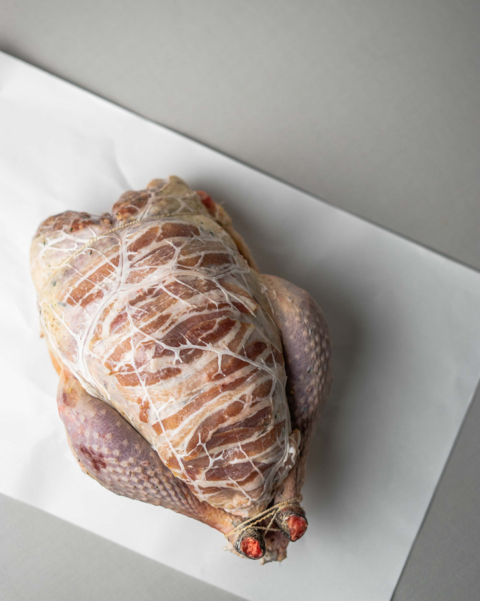 Poulet farcie cuit  (farce foie gras/girolles)