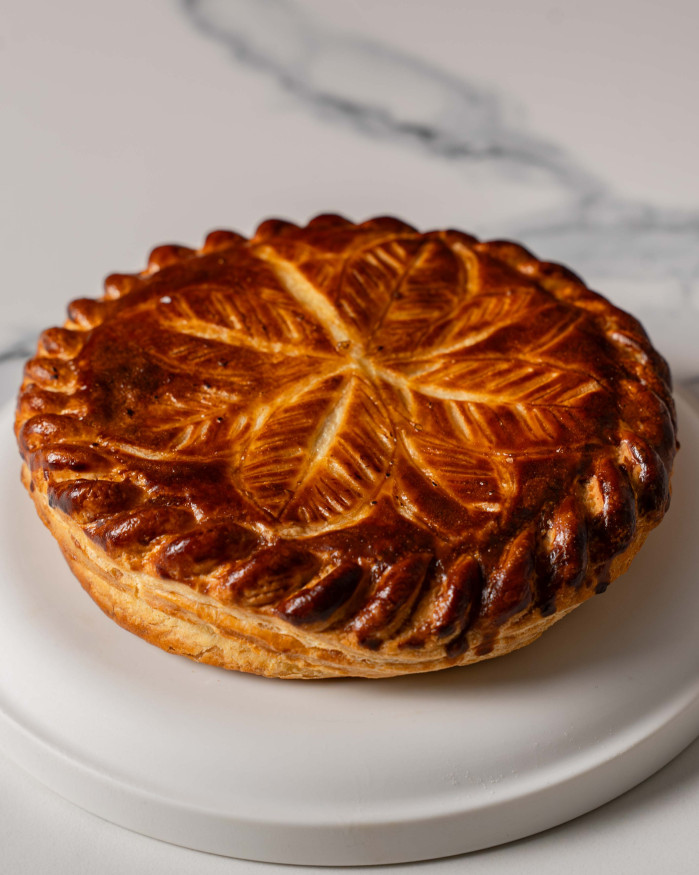 Galette charcutière cochon, volaille, foie gras et truffe