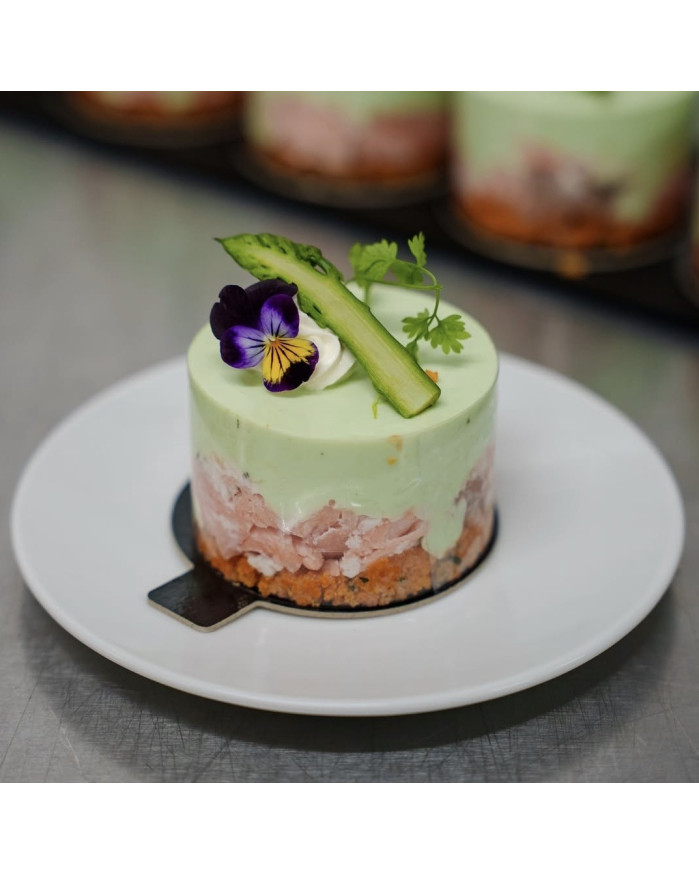 Bavarois d'asperges vertes et saumon confit 